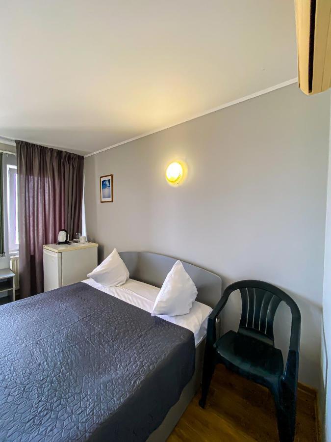 Hotel Palma Odessa Buitenkant foto