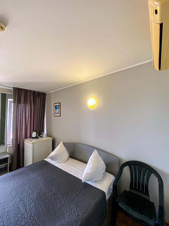 Hotel Palma Odessa Buitenkant foto