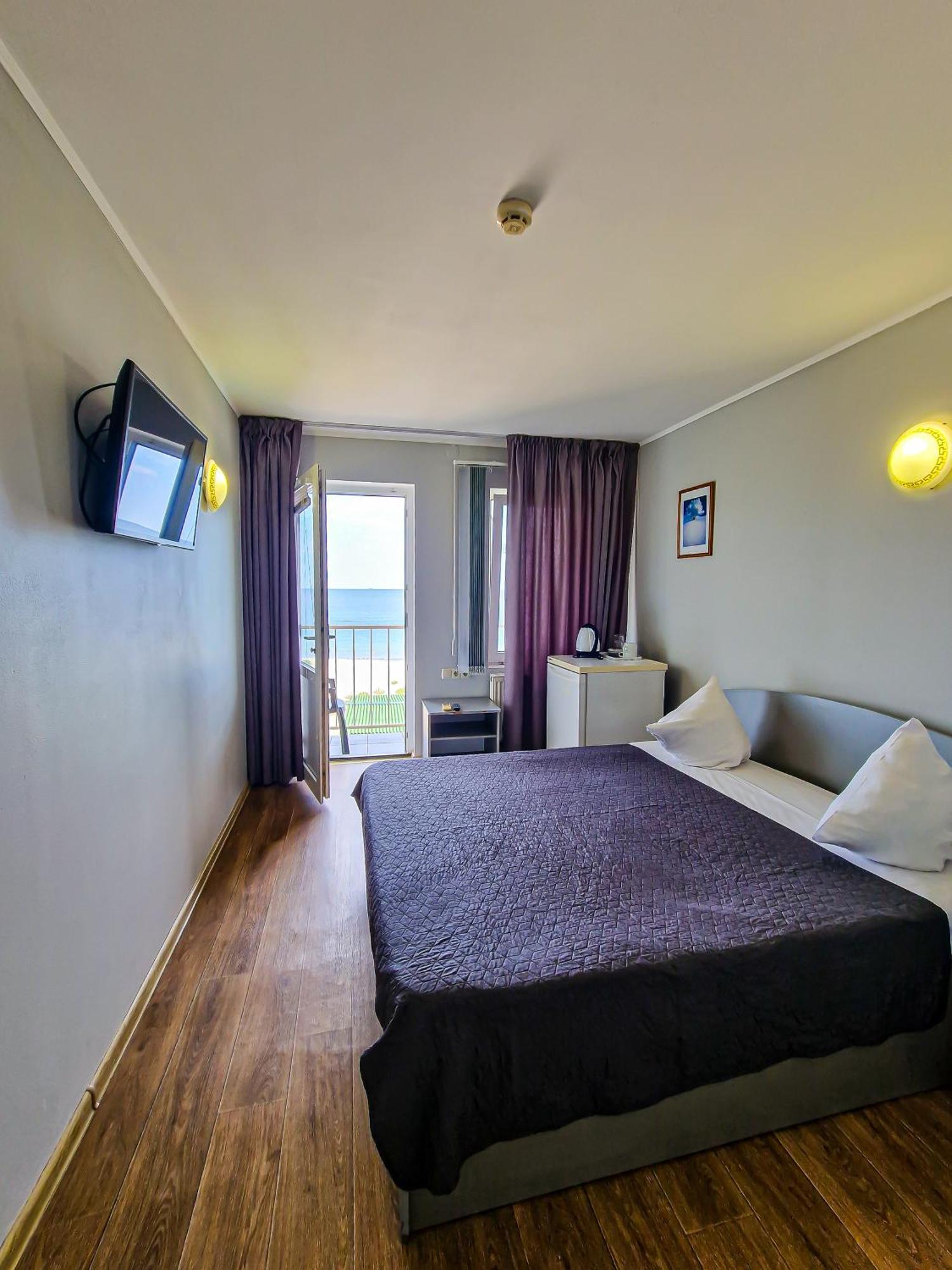 Hotel Palma Odessa Buitenkant foto