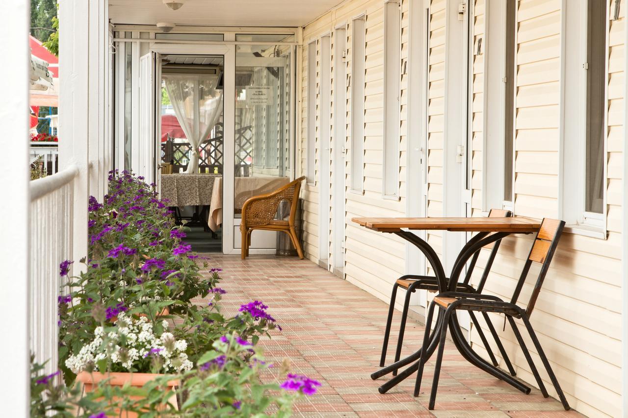 Hotel Palma Odessa Buitenkant foto